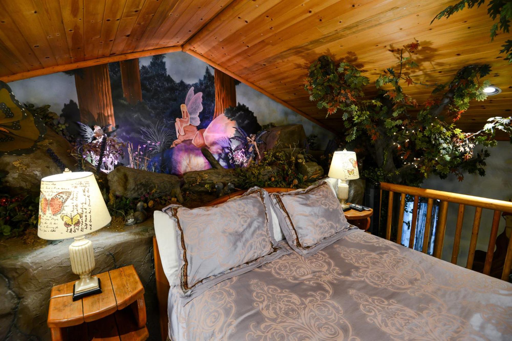 Castle Wood Theme Cottages- Couples Only Big Bear Lake Exterior photo